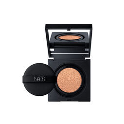 Natural Radiant Longwear Cushion Foundation SPF 50 , Samcheong