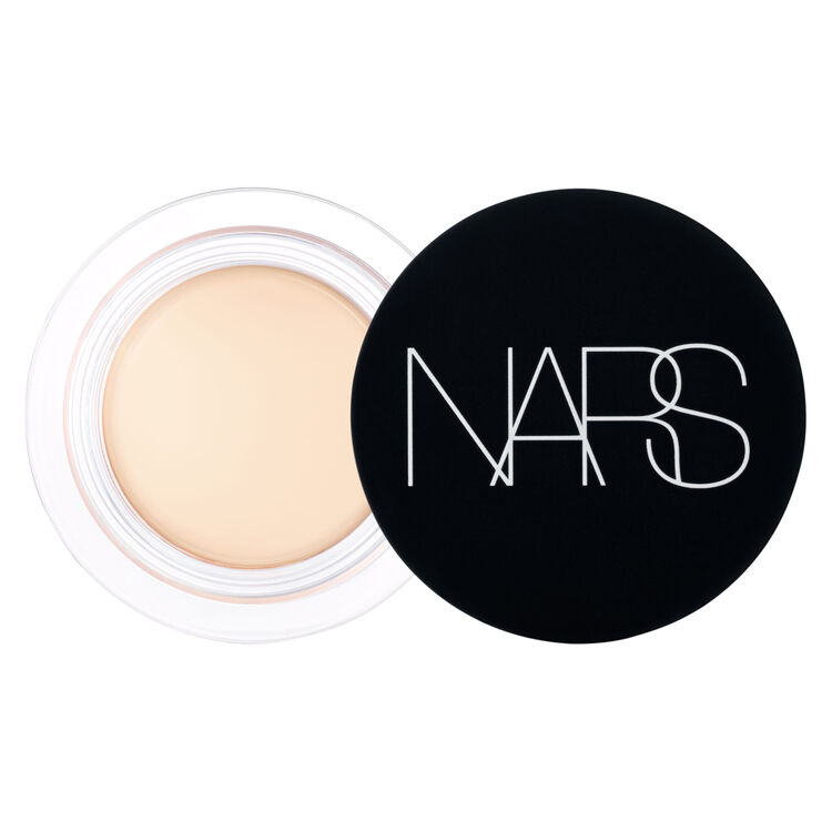 Display zoomed image number 1: Soft Matte Complete Concealer, Chantilly