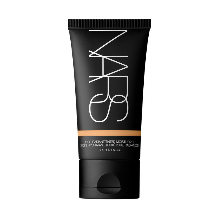 Display zoomed image number 1: Pure Radiant Tinted Moisturizer SPF 30/PA+++&nbsp;, ST. MORITZ